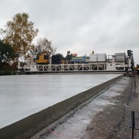 Betondeckenbau, Verkehrsflächen, Autobahn A7 Hamburg Bordesholm, PANTARHIT®- Betonverflüssiger, PANTARHIT®- Fließmittel, PANTAPOR- Luftporenbildner, PANTARHOL-Verzögerer, CURING- Nachbehandlungsmittel und Oberflächenverzögerer